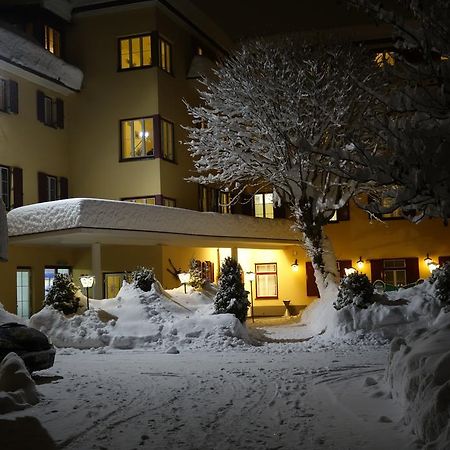 Gasthof Goldener Fisch Lienz Dış mekan fotoğraf
