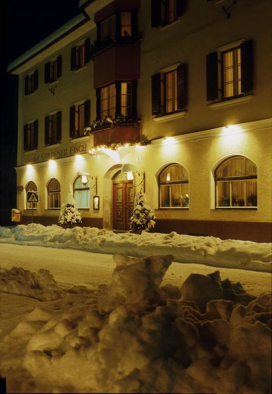 Gasthof Goldener Fisch Lienz Dış mekan fotoğraf