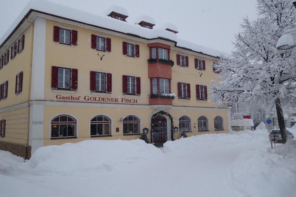 Gasthof Goldener Fisch Lienz Dış mekan fotoğraf